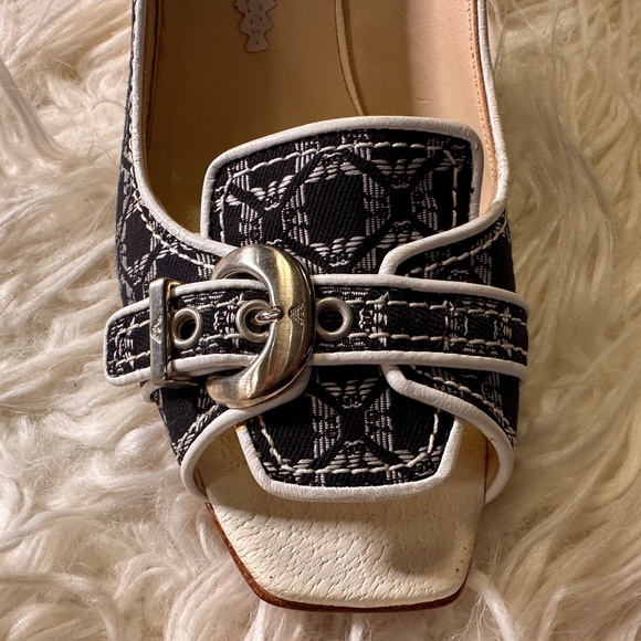 Brand New Aramani Shoes - Picture 9 of 13